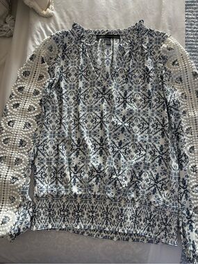 Printed Long-Sleeve Blouse - Navy & White with lace down the sleeve